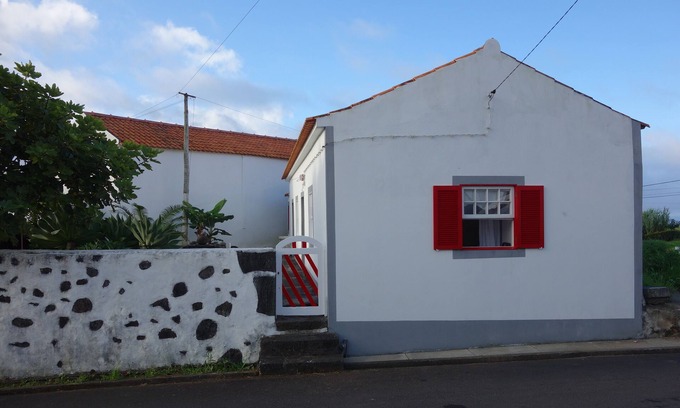 Horta House | Charming Cottage in the Heart of the Village, Near Barroque Church