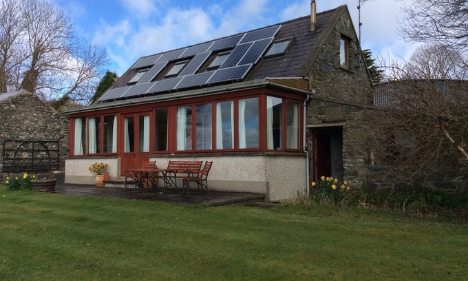Downpatrick Cottage | Charming Country Cottage with private garden. We welcome children and dogs….