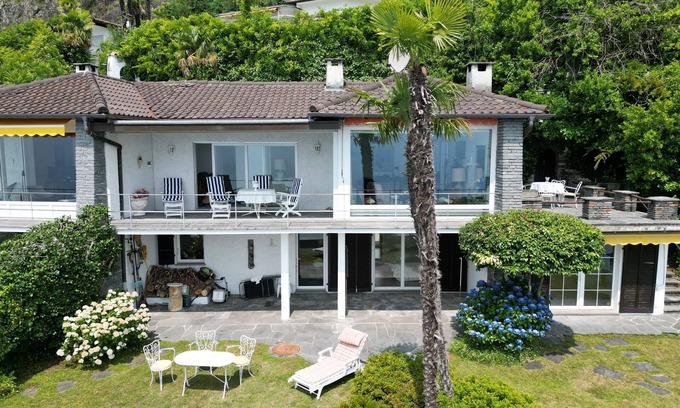 Ronco sopra Ascona House | Charming detached house on a fantastic hillside location with magnificent views