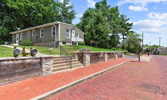 St. Charles Apartment | Charming Duplex on Main