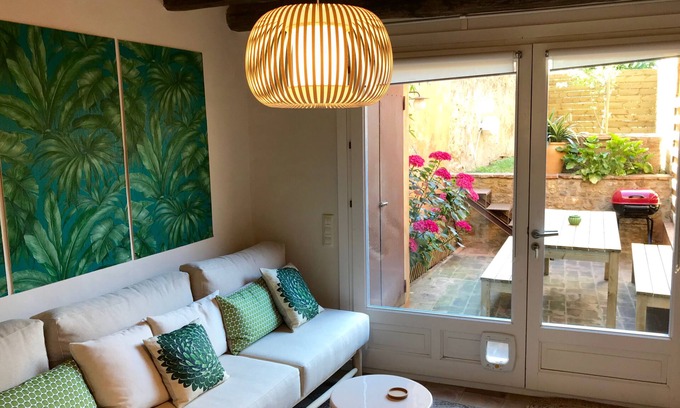 La Bisbal d'Emporda House | Charming Empordà Costa Brava house near the best beaches, private garden