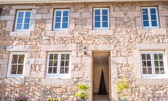 Saint Aubin Apartment | Charming en-suite bedroom with patio in St Aubin