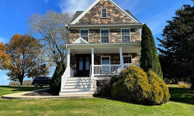 Quarryville House | Charming Farmhouse In Quarryville,PAnn