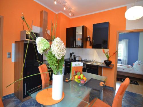 Langewiesen Apartment | Charming Forest Escape for Two, cleaning included