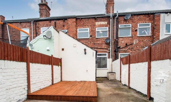 Goole House | Charming Four-Bedroom House in Sicily