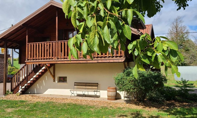 Le Val-d'Ajol Cottage | "Charming Gîte with Balcony, Near Spa and Ski Resorts in Plombières-les-Bains"