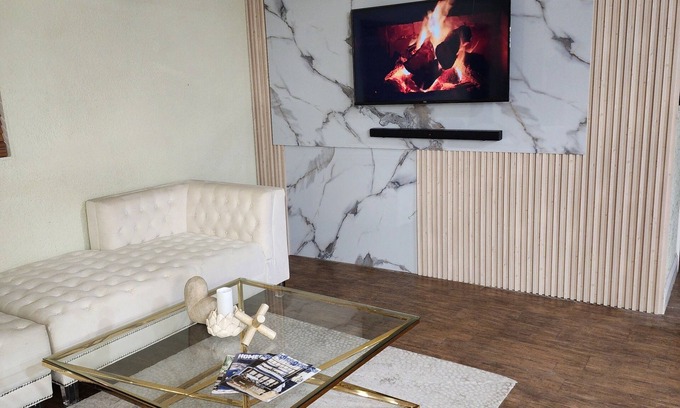 West Park Apartment | Charming Home Centrally Located in South Florida