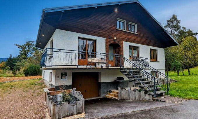 Vagney Cottage | Charming Home Near Ski Resorts & Lakes - Spacious, Fully Equipped, Family Friendly