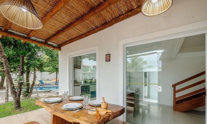 Imbassai Ski Chalet | Charming House in Imbassai w/Pool Rtq0009
