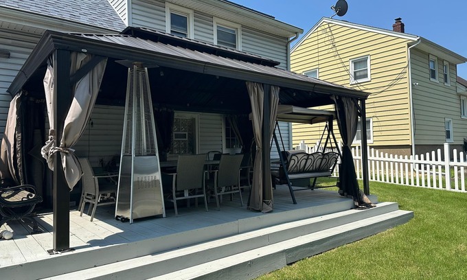Clifton House | Charming house in Clifton with WiFi, AC Bedroom #3