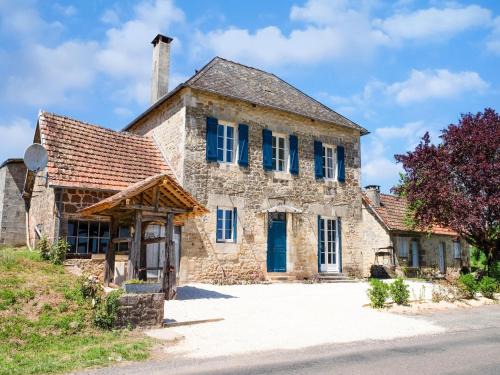 Coubjours House | Charming House in Coubjours with Pool