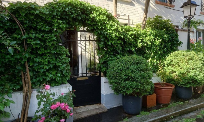 Quartier de la Maison-Blanche House | Charming house in Paris, in the Cité florale