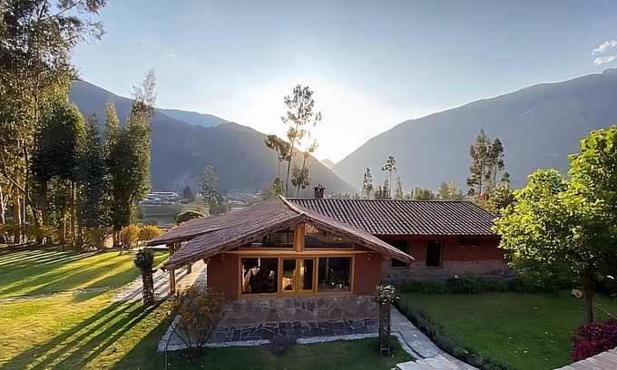 Huayllabamba House | Charming house in wonderful Sacred Valley with great views and gardens