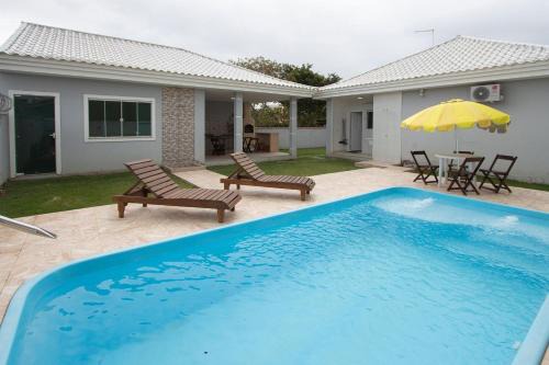Sao Vicente de Paula House | Charming House with Lagoon and Leisure in Arraial