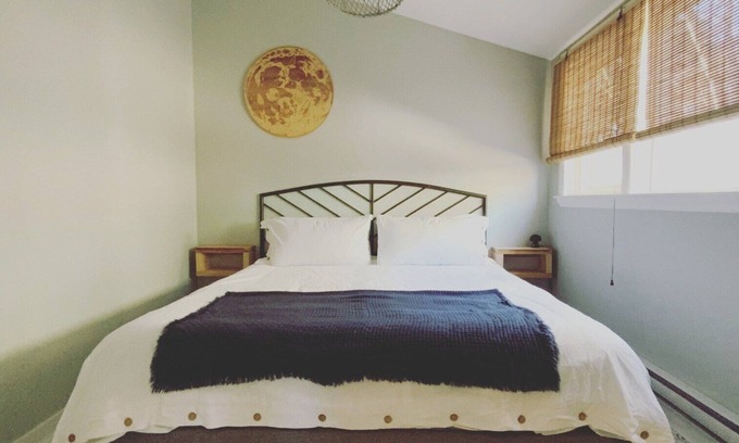 New Denver Apartment | Charming New Denver suite