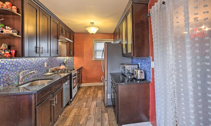 Jericho House | Charming New York Escape Near Central Park!