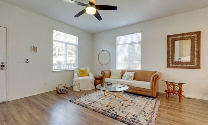 Oak View House | Charming Oak View Retreat ~ 5 Mi to Ojai Valley!