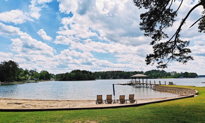 Mayhew House | Charming Original Lake Norman Cabin in Great Location - Come relax and enjoy!