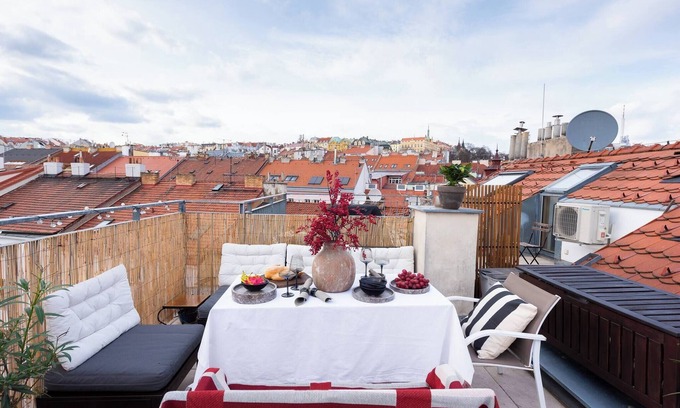 Vrsovice Apartment | Charming Prague Apartment in Vršovice With Roof Terrace