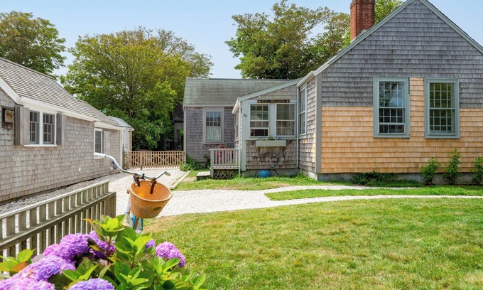 Siasconset Cottage | Charming Sconset 3-Bedroom Cottage - Steps from Beach & Village
