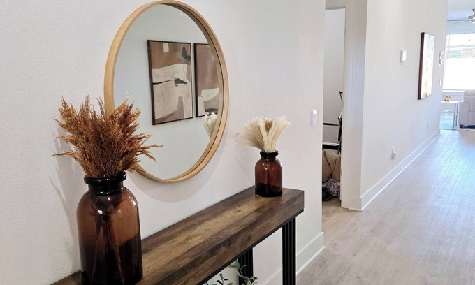 Pea Ridge House | Charming,Spacious Getaway Crib on The Ridge!Escape the Ordinary,Stay in Comfort!