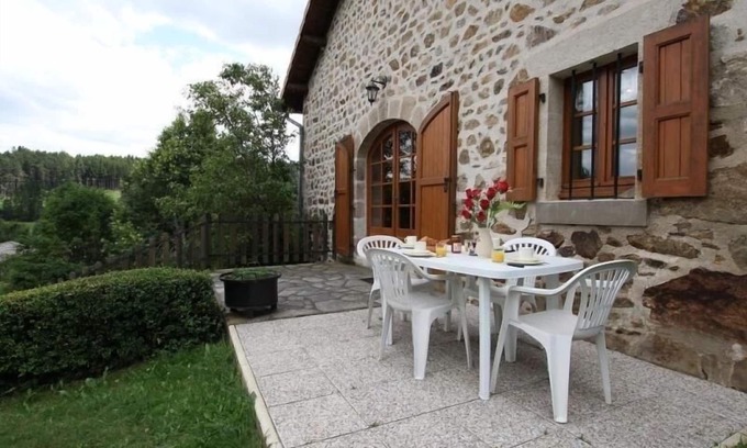 Allegre Cottage | Charming Stone House with Creek, Near Medieval Village, Pet-Friendly