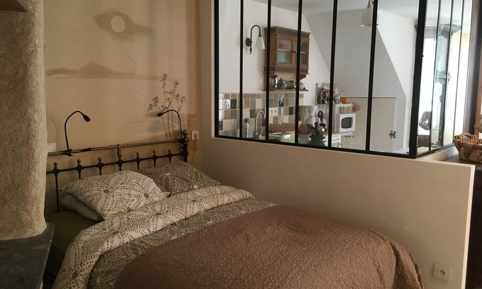 Semur-en-Auxois Apartment | Charming studio in the center of town on Place Notre Dame