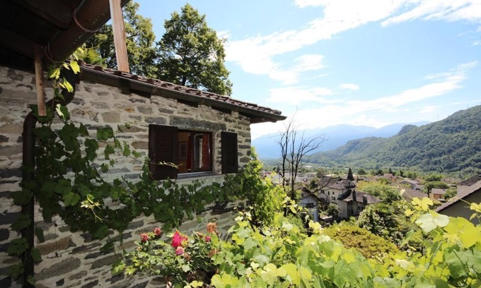 Terre di Pedemonte House | Charming Ticino house with total privacy