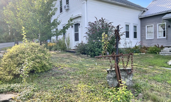 Williamsburg Other | Charming, updated 3 bedroom farmhouse farm stay.