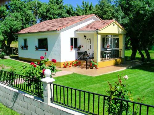 La Calzada de Bejar Villa | Charming Villa with Private Pool in La Calzada de Béjar