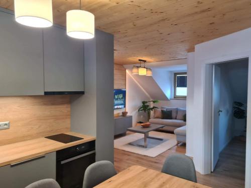 Oravsky Biely Potok Ski Chalet | Chata Petra
