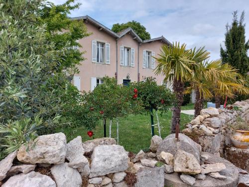 Cissac-Medoc House | Chateau Gunes (Guges)
