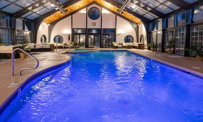 Tyngsboro Hotel | Chateau Merrimack Resort & Spa