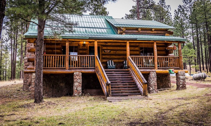 Greer Cabin | Chateau Relaxeau Cozy Log Cabin in the Woods