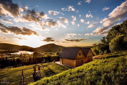 Bobrka Ski Chalet | Chaty na Cholewicy Domki Całoroczne
