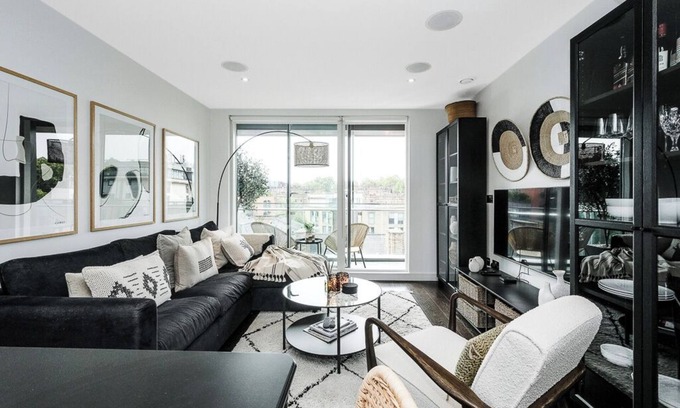 Churchill Apartment | Chelsea Riverside | Pro-Managed