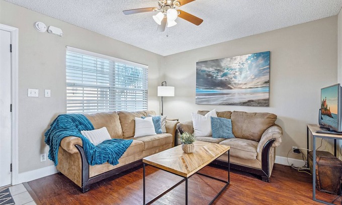 Cape Caneveral Beach Gardens House | Cherie Down Townhome W/Patio, Balcony, BBQ Grills, Fire Pit & 5 Minute Walk to the Beach! ποΈ