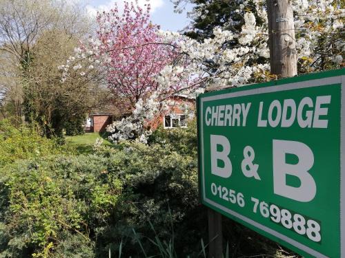 Hook House | Cherry Lodge