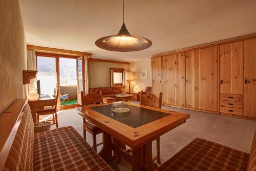 Silvaplana Apartment | Chesa Munteratsch 1-Zimmerwohnung 203 Typ B