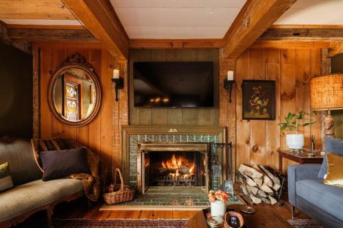 Saugerties House | Chestnut Hill Farm