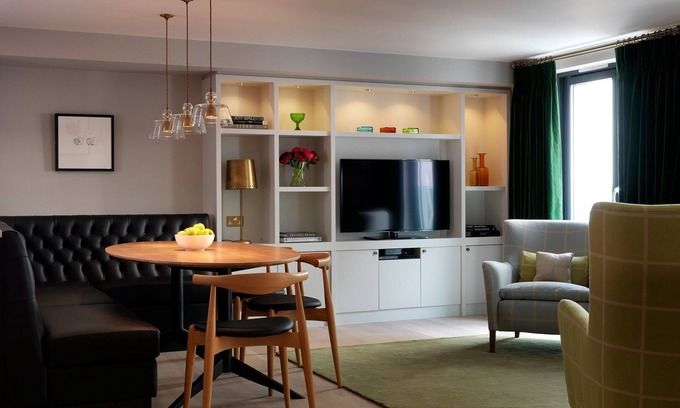 Brompton & Hans Town Apartment | Cheval Knightsbridge