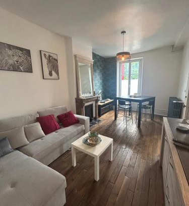 Chaumont Apartment | Chez Léa-Magnifique maison au centre-ville