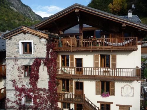 Sainte-Foy-Tarentaise Bed & Breakfast | Chez Michel