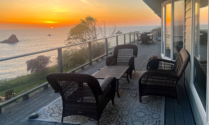 Trinidad House | Chic and large home with private hot tub, ocean & beach views