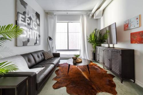 Downtown Edmonton Apartment | Chic & Cozy Loft near Rogers Place, LRT, Jasper Ave