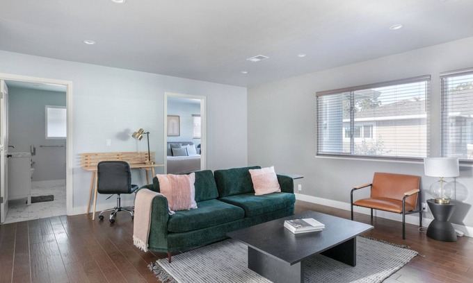 Downtown Apartment | Chic Menlo Park 2BR w/Parking & A/C, nr Dining & Tech, by Blueground