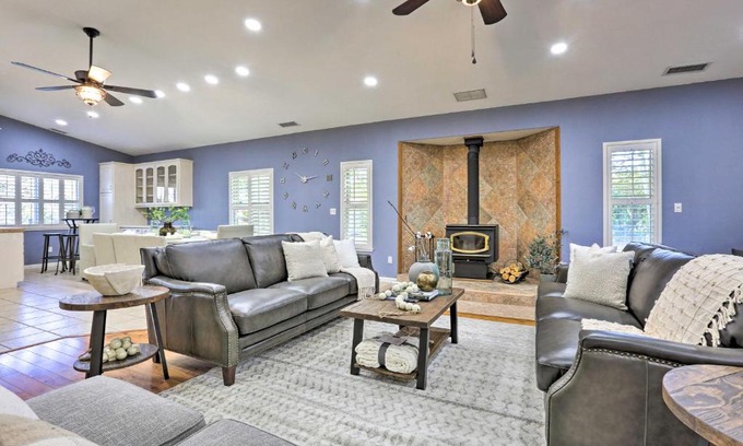 Winters House | Chic Ranch-Style Home on 33-Acre Walnut Ranch