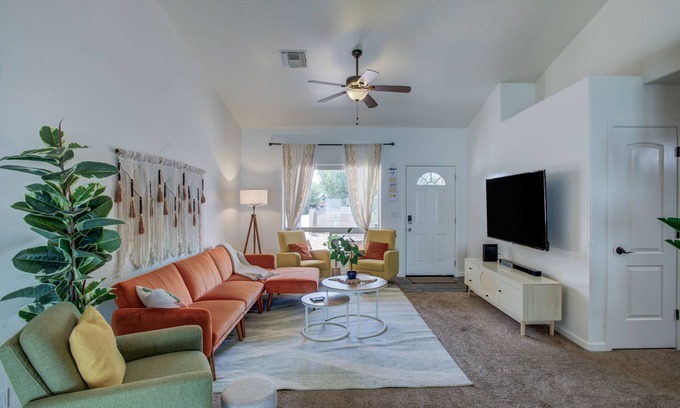 Payson House | Chic & Serene Family Retreat Ideal Payson Locale
