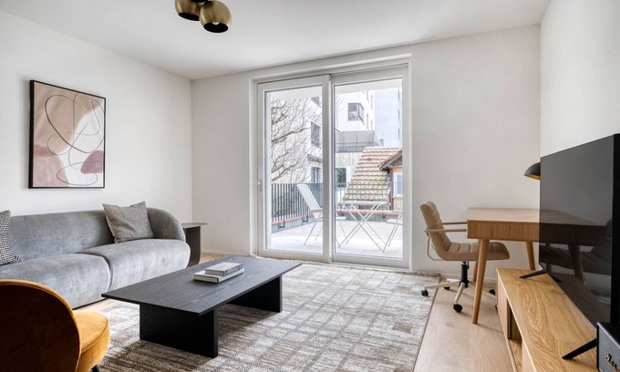 Sihlfeld Apartment | Chic Wiedikon 2 Room w/Storage & W/D, 3 min to Market, by Blueground