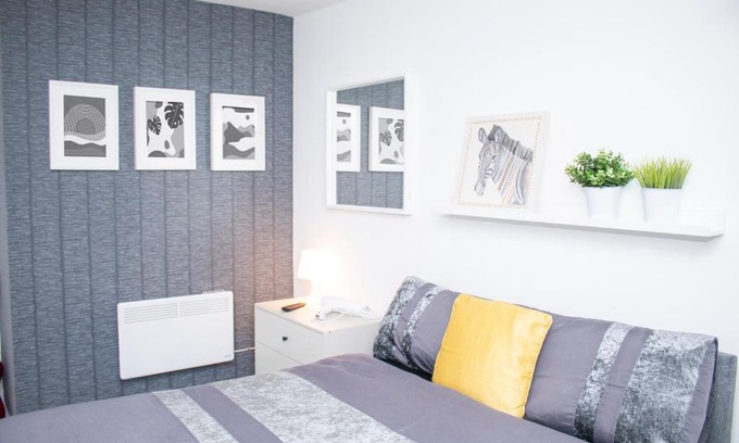 Liverpool House | Chill Nexus Oasis